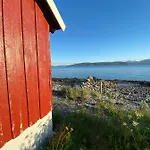 Unique And Charming With Fantastic Sea Views * Tromsø