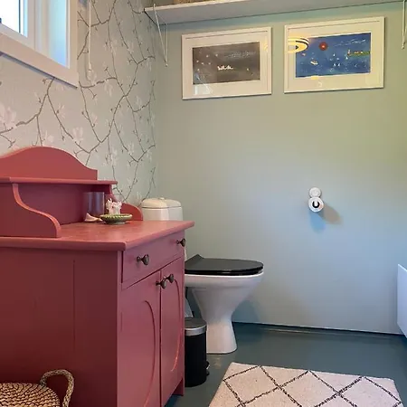 בית נופש Unique And Charming With Fantastic Sea Views