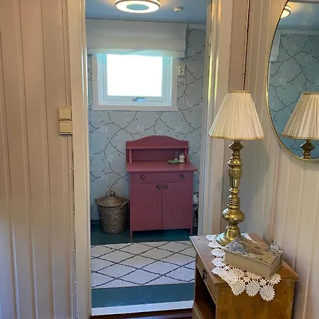 Unique And Charming With Fantastic Sea Views Casa vacanze