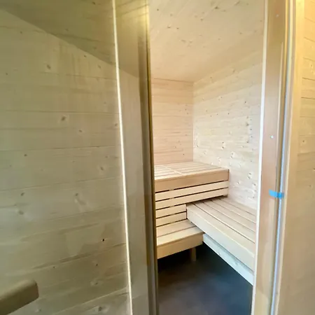 Vakantiehuis Unique And Charming With Fantastic Sea Views Tromsø