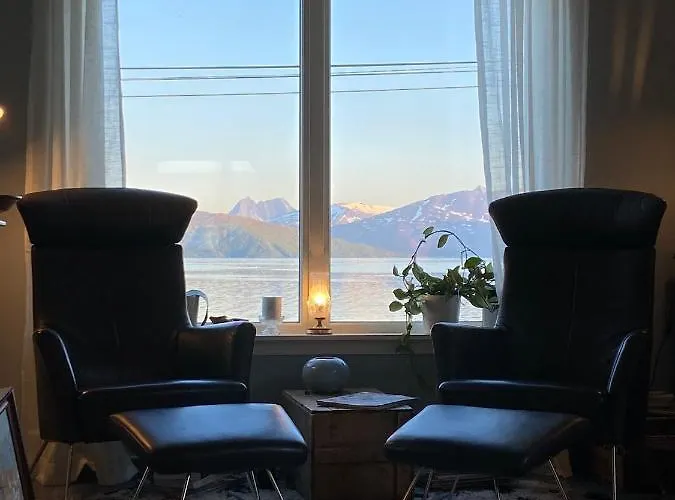 Ferienhaus Unique And Charming With Fantastic Sea Views Tromsø