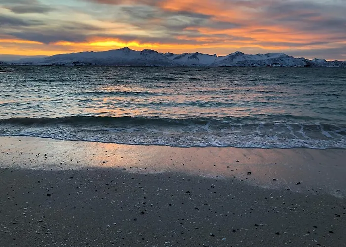 Unique And Charming With Fantastic Sea Views Hébergement de vacances